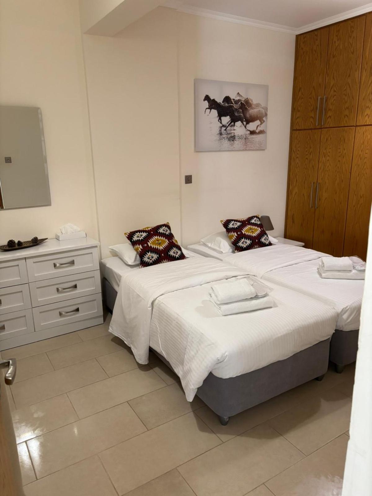 2 Bedroom Apartment, Zygos Centre Block D - By Imh Travel & Tours Paphos Exterior foto